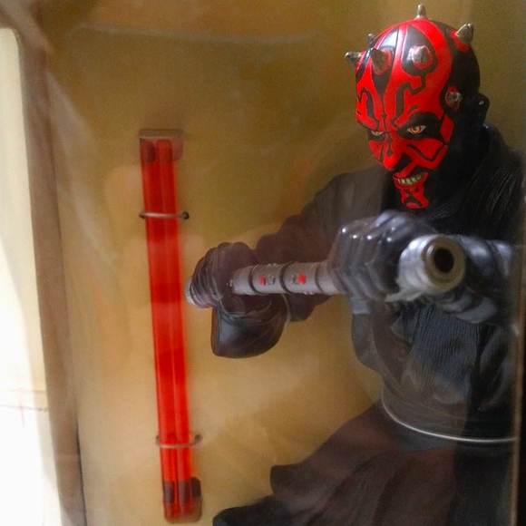 Star Wars EP1 Darth Maul Mega-Collectible 12" Figure Light Up Lightsabers - Picture 3 of 8